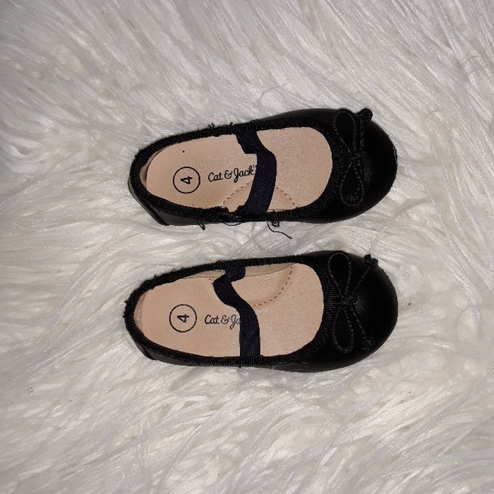 Shoe - Picture 2 of 2